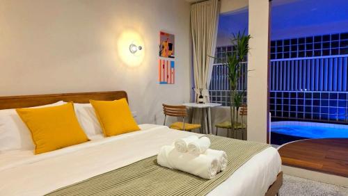 room detail thumbnail 1