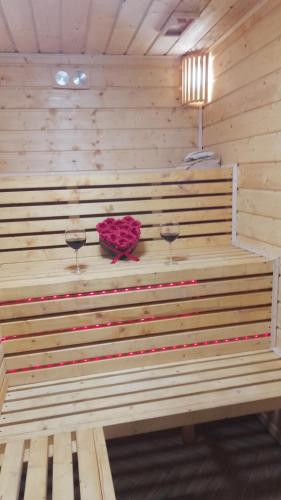 Dom na zboczu Kistowo z Balią, Sauną i basenem letnim (Dom na zboczu Kistowo z Balia, Sauna i basenem letnim) in Сулєжино