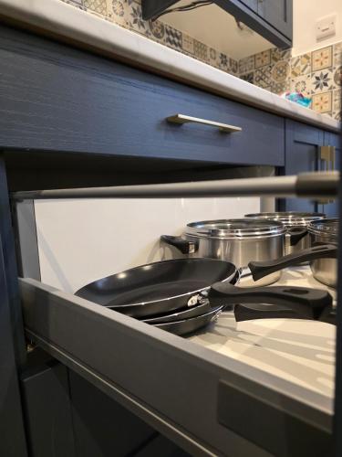 Gaeltacht Qtr Belfast Beautiful Home Sleeps 9 in Falls Park