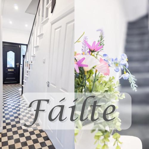 Gaeltacht Qtr Belfast Beautiful Home Sleeps 9 in Falls Park
