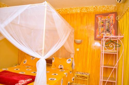 HOTEL TOOLBI LAC ROSe in 尼亞加