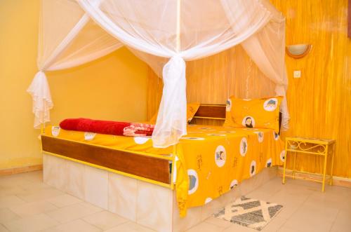 HOTEL TOOLBI LAC ROSe in 尼亞加
