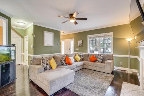 Wendell Home with Fenced Yard, Close to Raleigh in Knightdale, USA