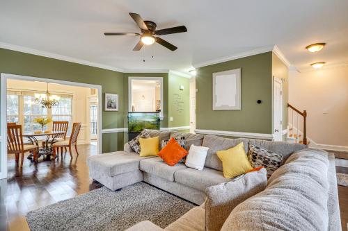 Wendell Home with Fenced Yard, Close to Raleigh in Knightdale, USA