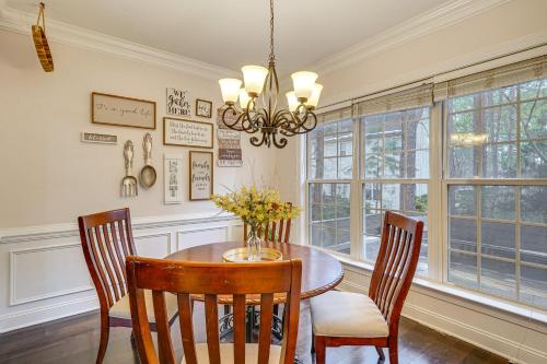 Wendell Home with Fenced Yard, Close to Raleigh in Knightdale, USA