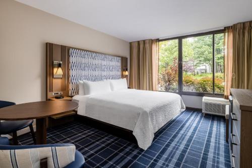 Holiday Inn Bar Harbor Regency Hotel By IHG in Bar Harbor (ME)