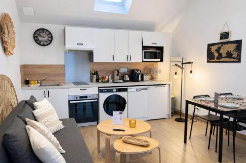 Maisonnette avec jardin & jacuzzi proche gare in 維朗德里