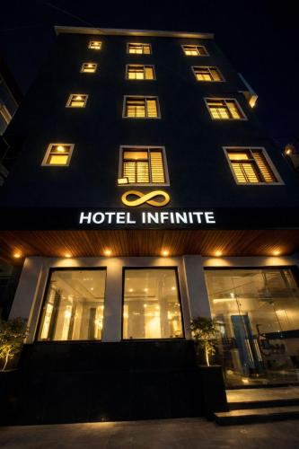 Hotel Infinite 5