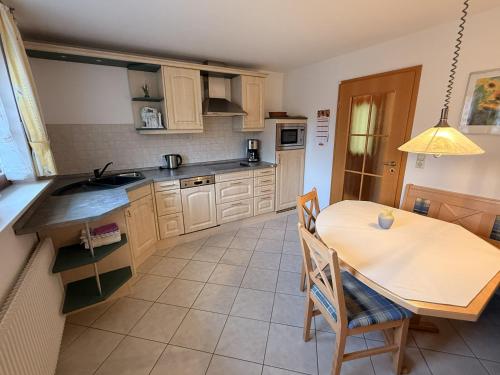 Oberbauernhof - Wohnung Stübleberg -- Moderne FeWo im schönen Schwarzwaldhaus (Oberbauernhof - Wohnung Stubleberg -- Moderne FeWo im schonen Schwarzwaldhaus) in Gutach (Schwarzwaldbahn)