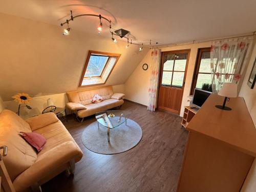 Oberbauernhof - Wohnung Stübleberg -- Moderne FeWo im schönen Schwarzwaldhaus (Oberbauernhof - Wohnung Stubleberg -- Moderne FeWo im schonen Schwarzwaldhaus) in Gutach (Schwarzwaldbahn)