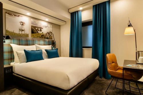 1 queen bed