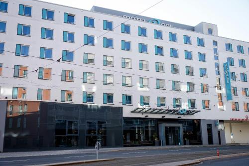 Motel One Nürnberg-City - image 11