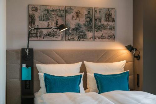 Motel One Dresden - Palaisplatz - image 12