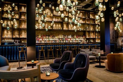 Motel One Hamburg-Fleetinsel - image 33