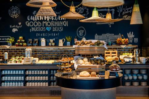 Motel One Wien-Donau City - image 10