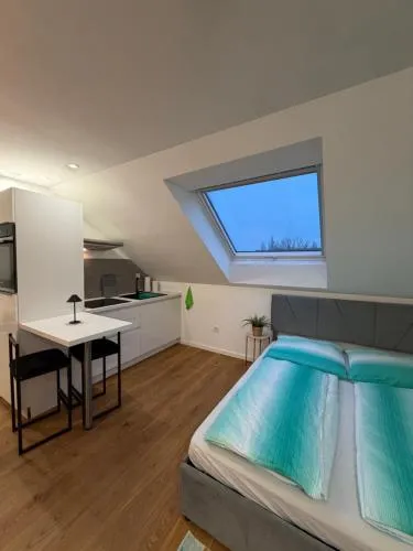Modernes Dachgeschoss in Augsburg, Deutschland