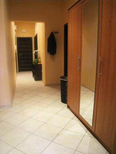 Elegance on a Budget - Rooms for Rent in Sofia Center 2