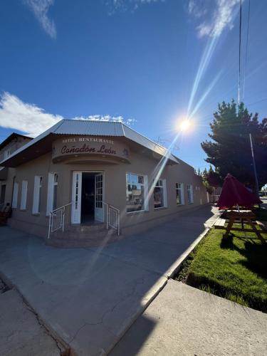 . HOTEL Y RESTAURANTE CAñADON LEON