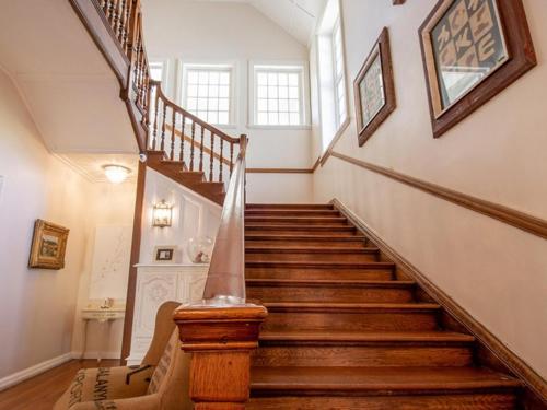 Rhonda's Manor Boutique Guesthouse - image 5