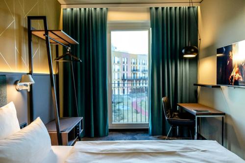 Motel One Berlin-Potsdamer Platz - image 14