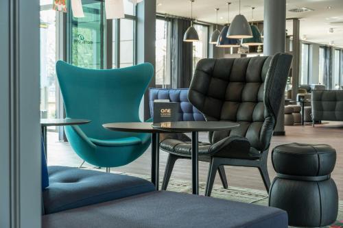 Motel One Dresden - Palaisplatz - image 4