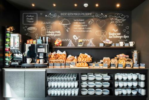 Motel One Basel, Basel (photo 10)
