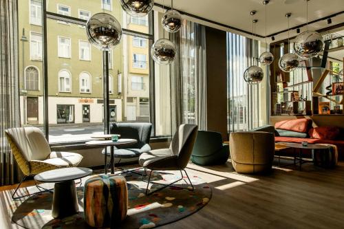Motel One Köln-Mediapark - image 9