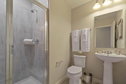 Four Bedrooms Townhouse 5102 - image 38