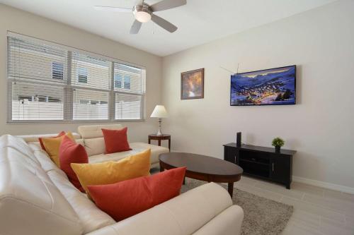 Four Bedrooms TownHome 5130 - image 39