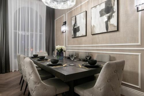 Luxury Georgian City Retreat by Sovo Apartments, Эдинбург (фото 5)