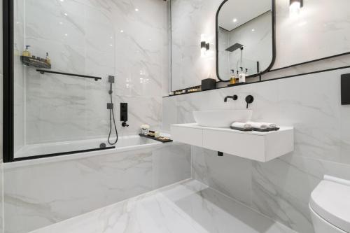 Luxury Georgian City Retreat by Sovo Apartments, Эдинбург (фото 4)