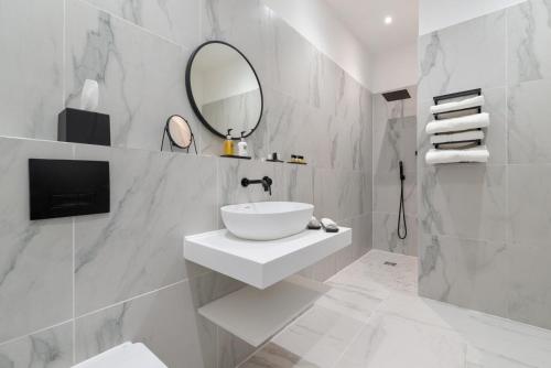 Luxury Georgian City Retreat by Sovo Apartments, Эдинбург (фото 9)