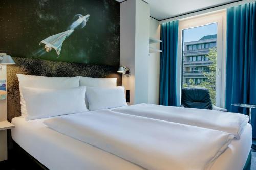 Motel One München-Deutsches Museum Room Type -  Standard Double Room