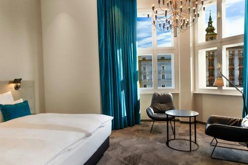 Motel One Linz-Hauptplatz in Linz, Österreich