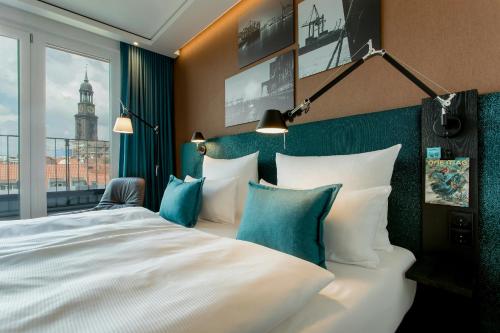 Motel One Hamburg-Fleetinsel - image 43