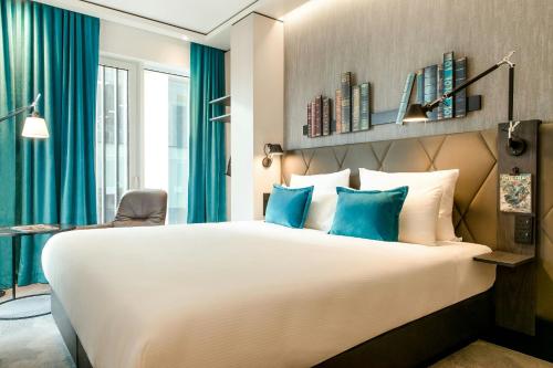 room detail thumbnail 0