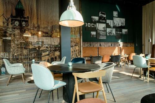 Motel One Hamburg-Fleetinsel - image 39