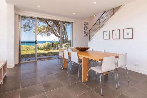 8 on Coast in Boomerang Beach