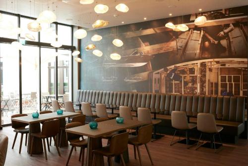 Motel One Zürich - image 21