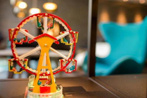 Motel One München-Westend - image 12