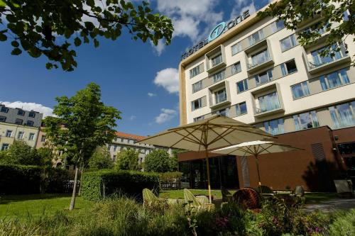 Motel One Wien-Prater - image 8