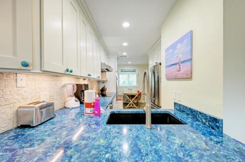 The Anna Maria Island Beach Palms 5B - image 40