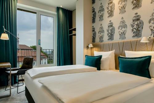 Motel One Dresden am Zwinger, Дрезден (фото 3)