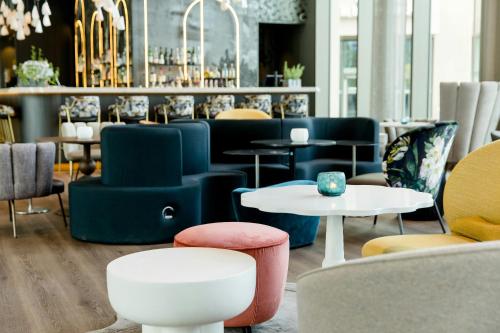 Motel One Dresden am Zwinger, Дрезден (фото 8)