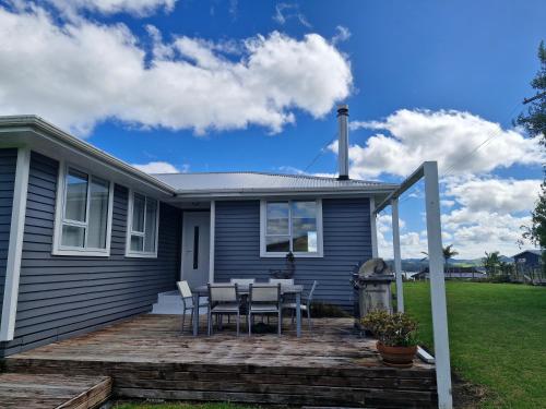 Country Harbourside Escape in Matakohe