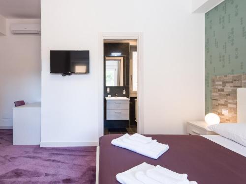 Guesthouse Park Pines, Рим (фото 7)