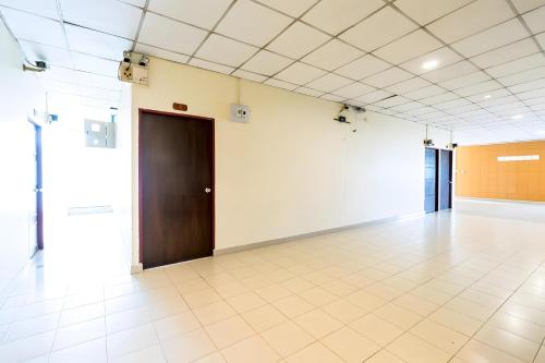 ทัศนียภาพภายนอกโรงแรม, At Gate Suvarnabhumi Airport - อ่อนนุช near โรงพยาบาลสิรินธร