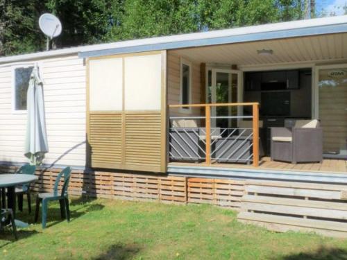 2 bedrooms, 3 beds
