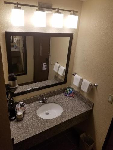 Ramada by Wyndham Glendale Heights/Lombard