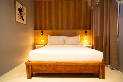 1 queen bed